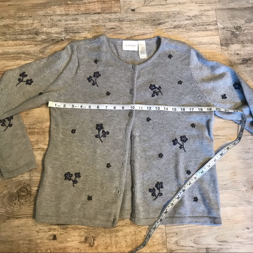 Liz Claiborne Gray Embroidered Cardigan